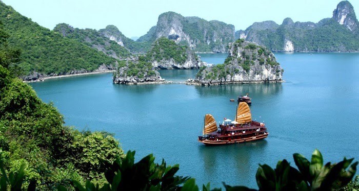 HOA LU - HA LONG (chauffeur, guide)