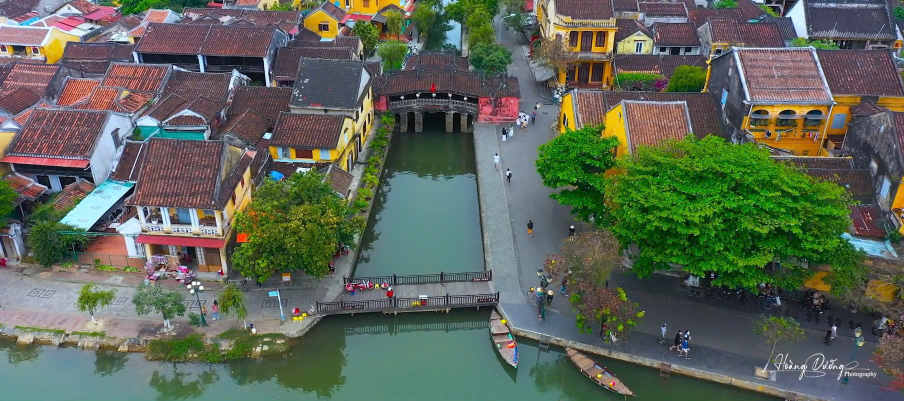 HUE – HOI AN (voiture, guide)