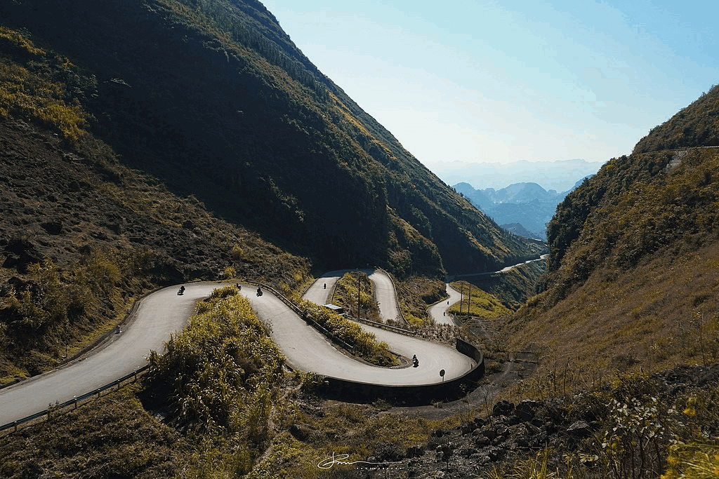 HANOÏ – DIEN BIEN PHU (voiture, guide)
