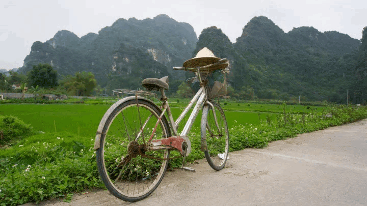 MAI CHAU - PU LUONG - HOA LU (voiture, vélo, guide)
