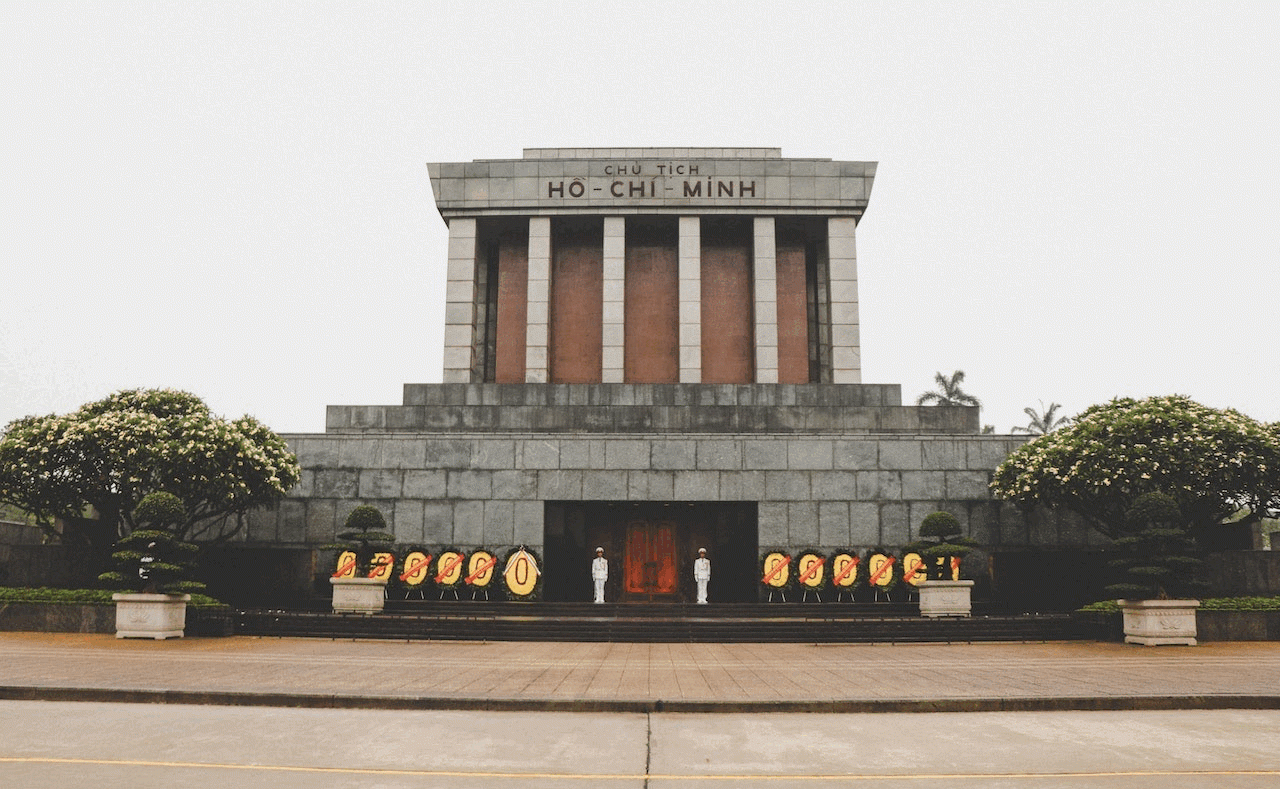 VISITE DE HANOI (voiture, guide)