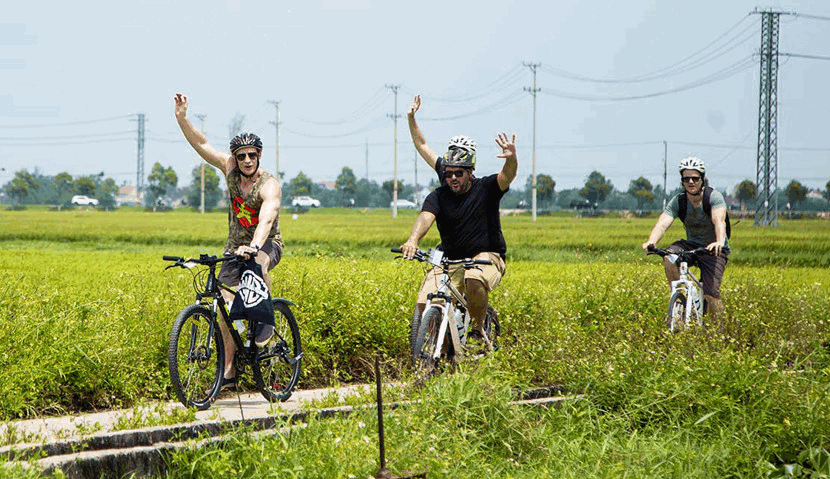 TOUR DU VÉLO AUX VILLAGES ARTISANAUX HOI AN (vélo, guide)